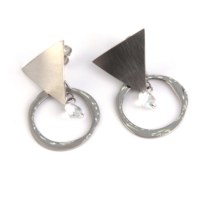 Aretes-Acero-Plateado-Cepillado-Triangulo-Ovalo-Zirconia-1