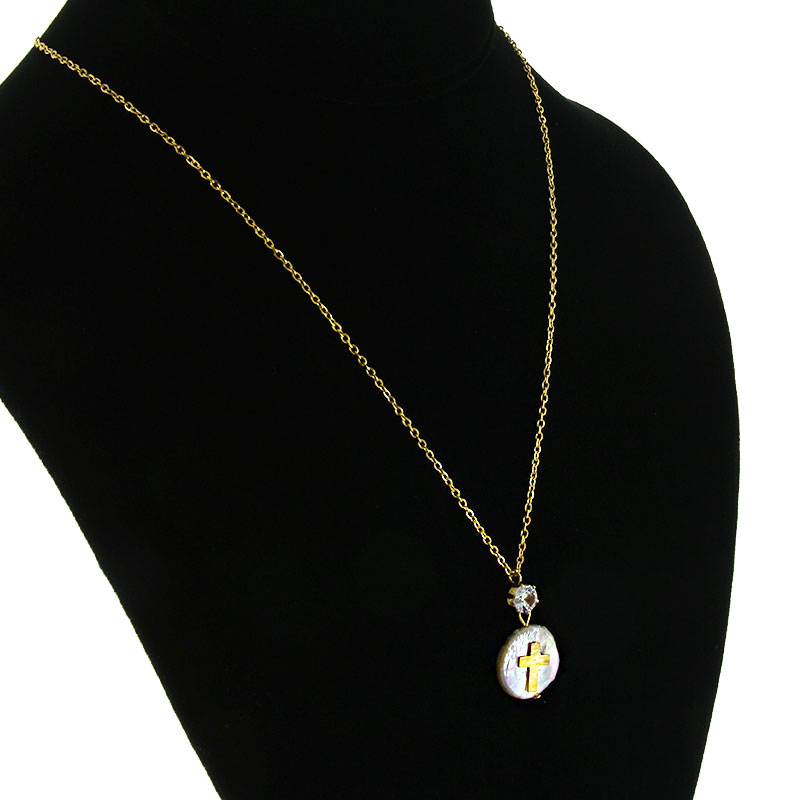 Collar-Acero-Dorado-Perla-Zirconia-Cruz-Latina-3