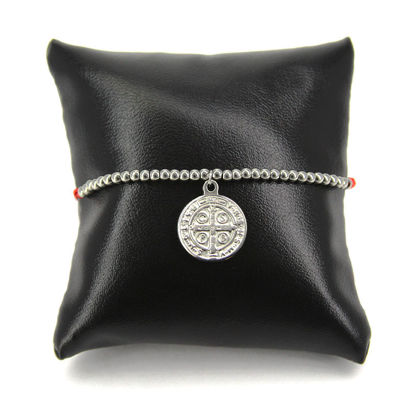 Pulsera-proteccion-bolitas-plateadas-3