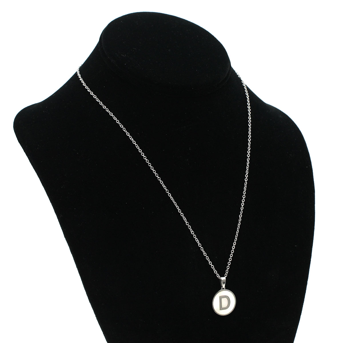 Collar Acero Plateado Circular Letra D Madre Perla 4