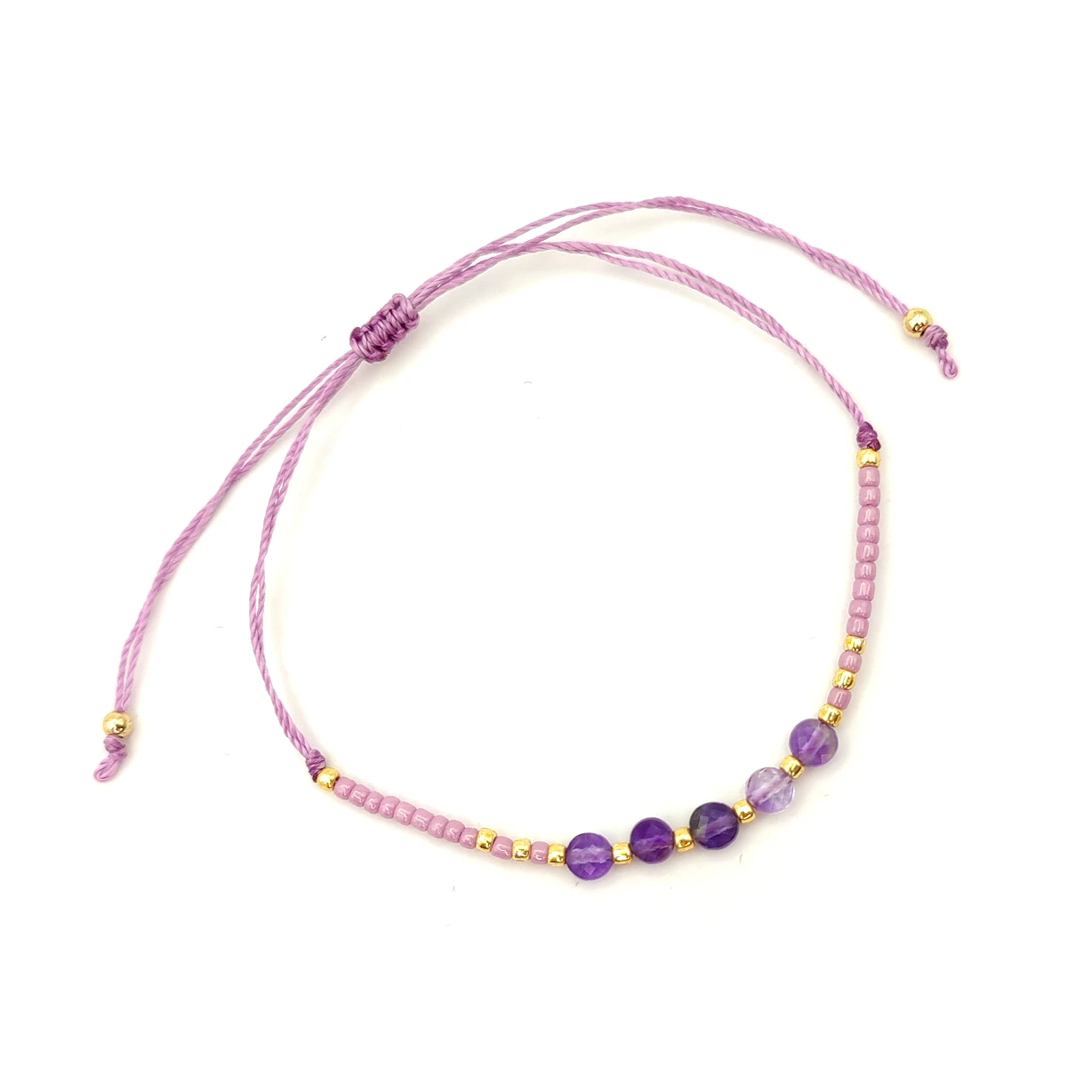 Pulsera Acero Dorado Hilo Morado Amatista Chaquira