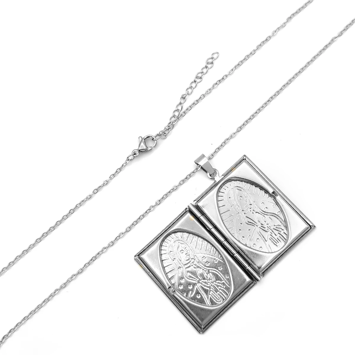 Collar Acero Plateado Relicario Virgen de Guadalupe Libro 3