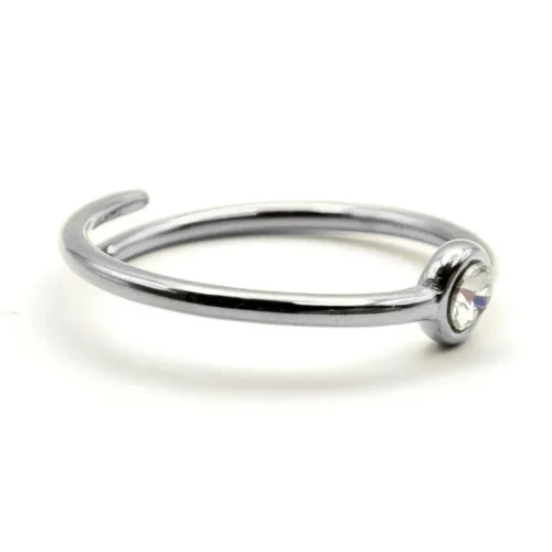 Anillo-Acero-Delgado-Sencillo-Cristal-Redondo-Tornasol-2.webp