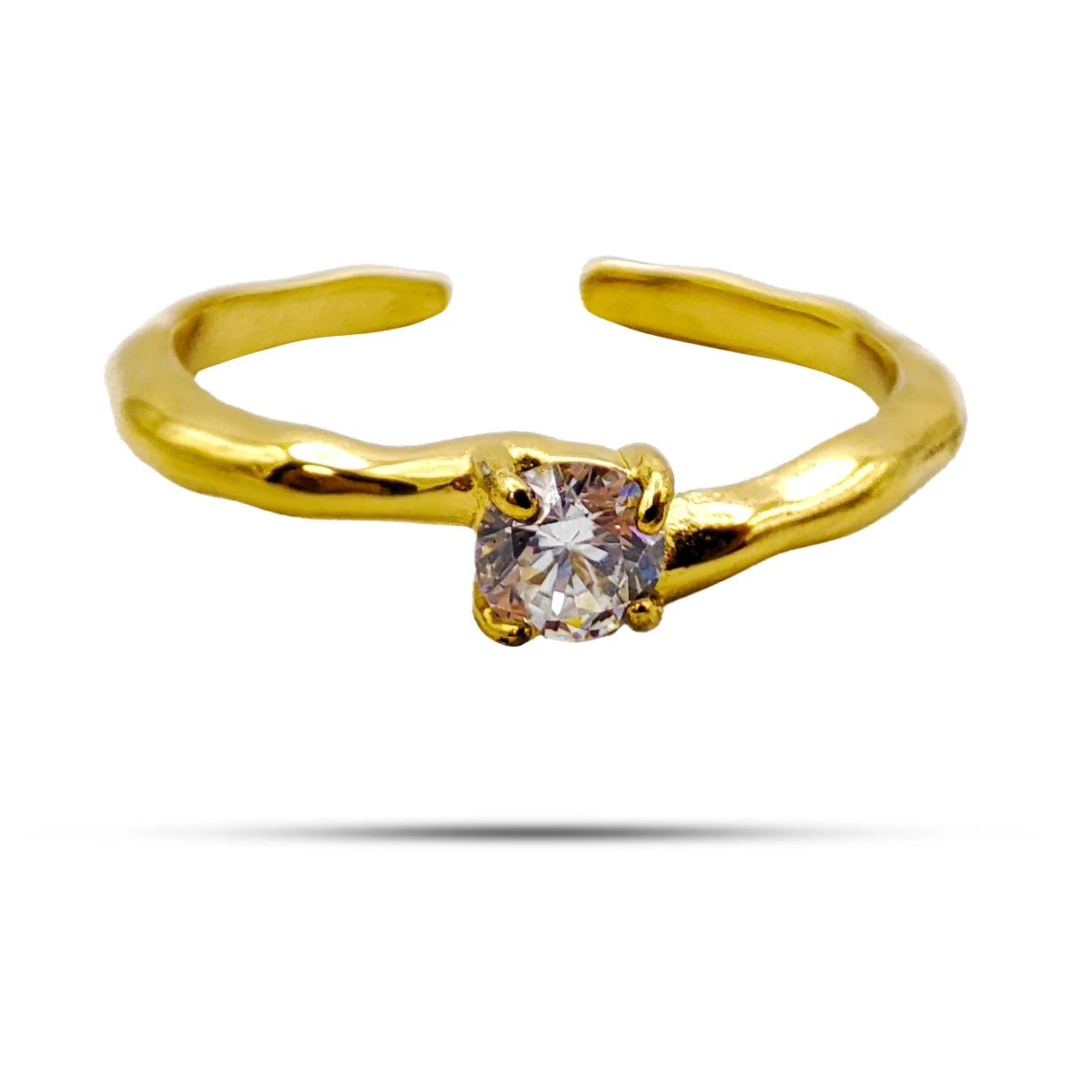 Anillo Acero Dorado Solitario Martillado Ajustable 9