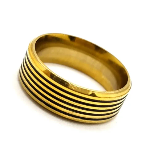 Anillo-Acero-Inox-Dorado-Lineas-Esmalte-Negro-Moderno-3.webp