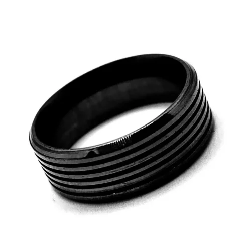 Anillo-Acero-Inox-Negro-Lineas-Esmalte-Negro-Moderno-3.webp