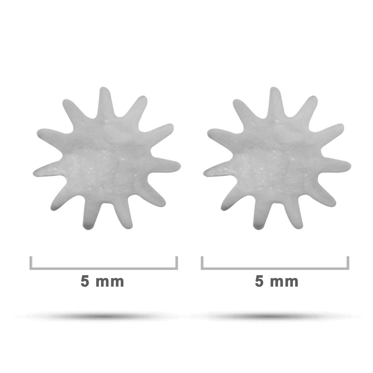 Arete Tipo Broquel Acero Plateado Sol Pequeno Sencillo
