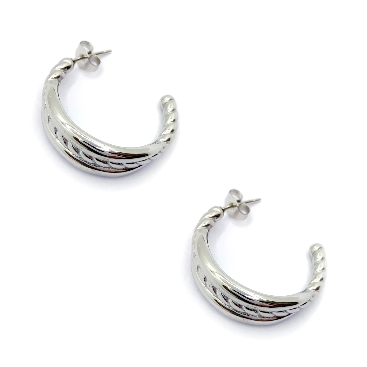 Aretes Acero Plateado Media Arracada Twist Liso Triple 3