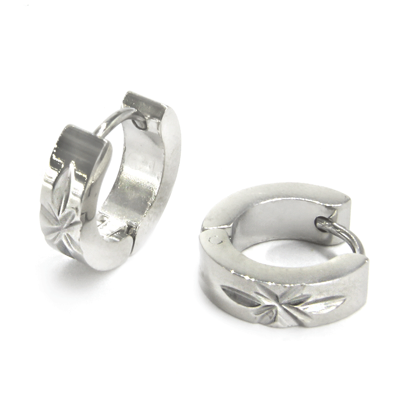 Aretes Acero Plateado Tipo Arracada Grabado Estrella 2