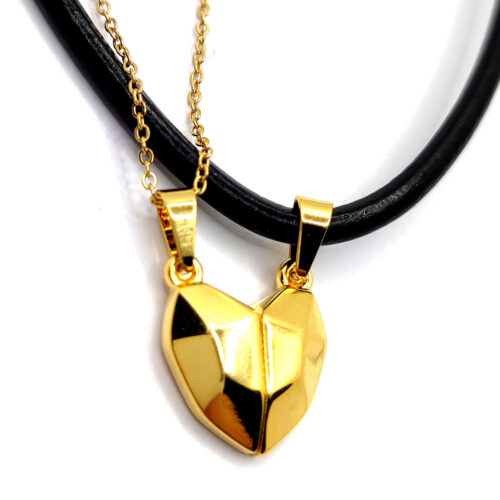 Collar-Acero-Dorado-Corazon-Magnetico-Partido-Pareja-Duo-2.jpg