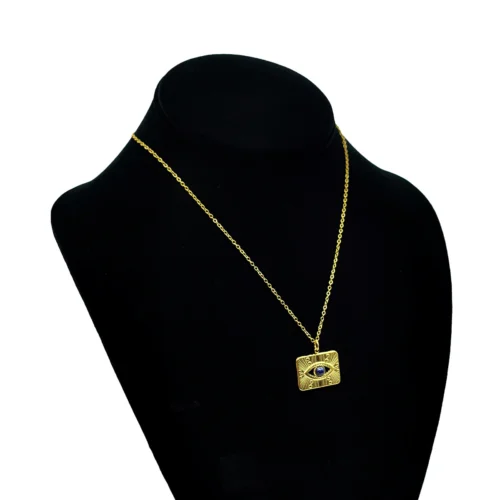 Collar-Acero-Dorado-Retangulo-Relieve-Ojo-Lapislazuli-3.webp