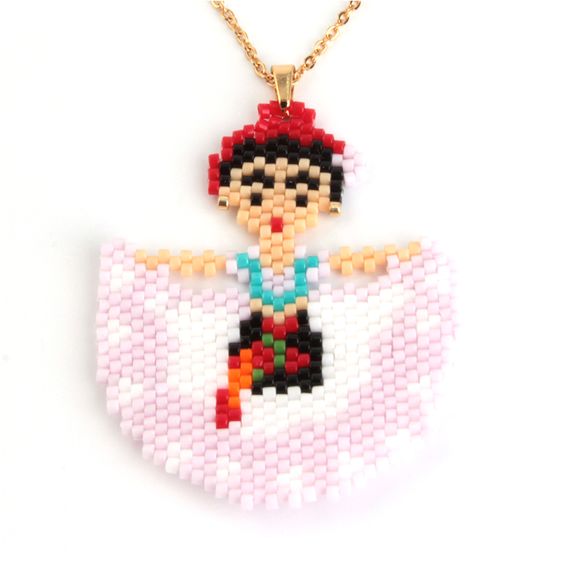 Collar Acero Dorado Tipo Miyuki Traje Tipico Rosa