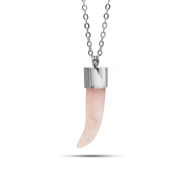Collar-Acero-Inox-Colmillo-Simbolo-Fuerza-Cuarzo-Rosa-7-1.webp
