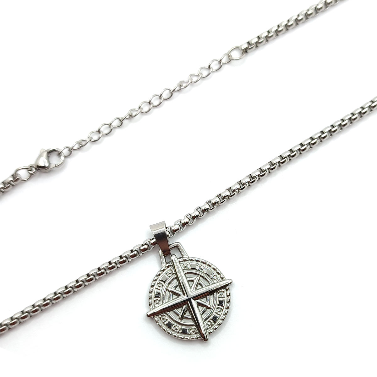 Collar Acero Inoxidable Plateado Rosa De Los Vientos 2