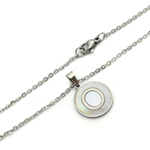 Collar-Acero-Plateado-Circular-Letra-O-Madre-Perla-2.jpg