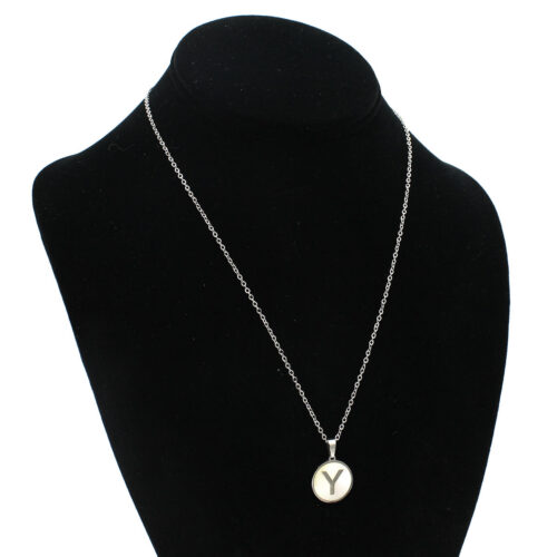 Collar-Acero-Plateado-Circular-Letra-Y-Madre-Perla-4.jpg