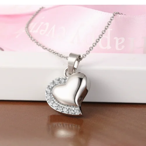 Collar-Acero-Plateado-Urna-Corazon-Cristales-Para-Grabado-3.webp