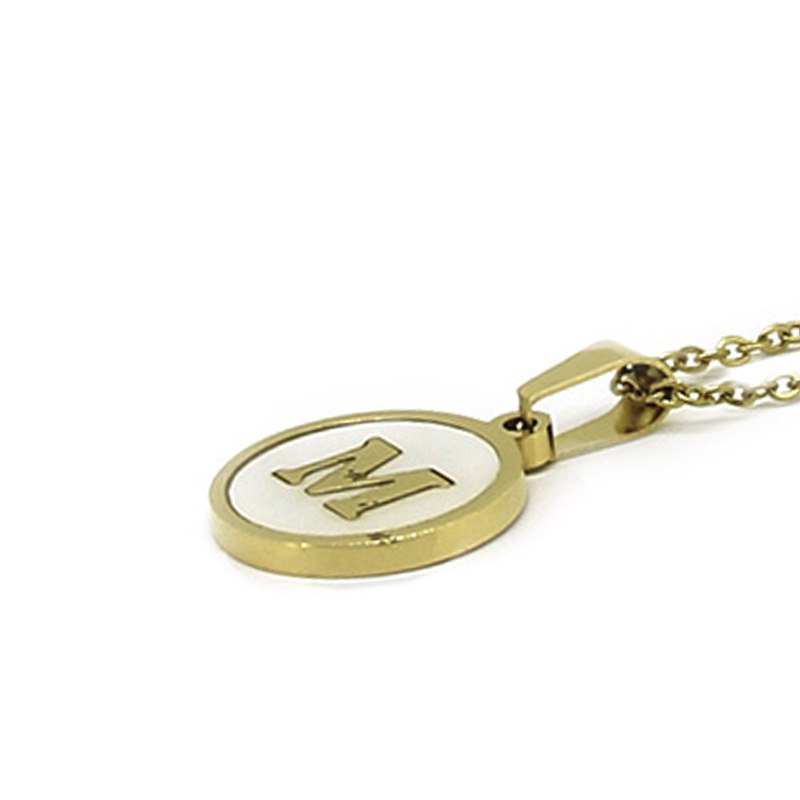 Collar Dije Madre Perla Letra M Dorado