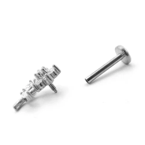 Piercing-de-Oreja-Acero-Flor-de-Zirconia-con-Tallo-Curvo-8.webp