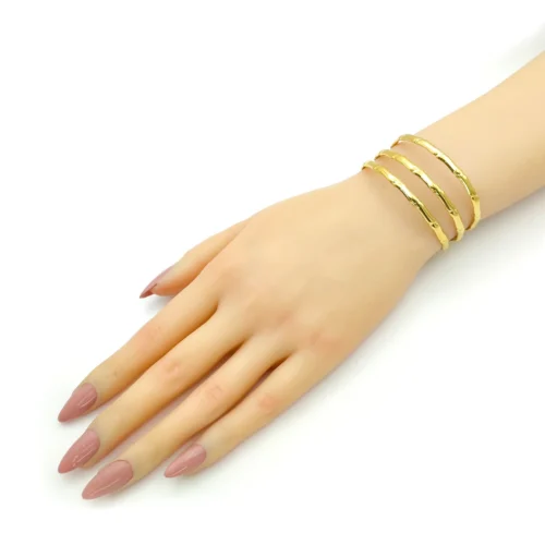 Pulsera-Acero-Dorado-Brazalete-Triple-Lineas-Irregulares-1.webp