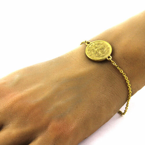Pulsera-Acero-Inoxidable-Dorado-Dije-Circular-San-Benito-3.jpg