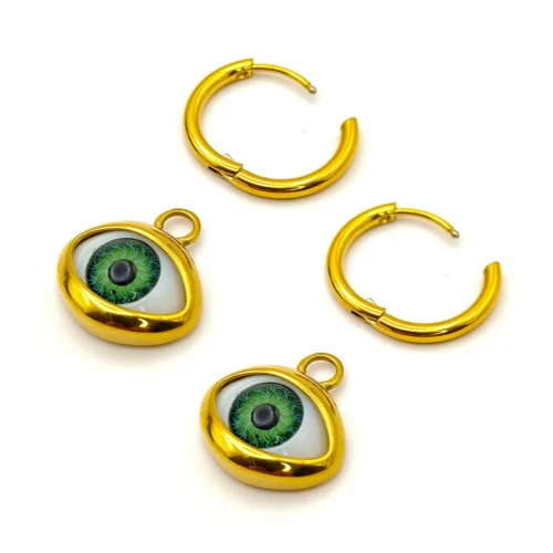 Aretes-Acero-Dorado-Huggies-Colgante-Ojo-Realista-Verde-3.webp