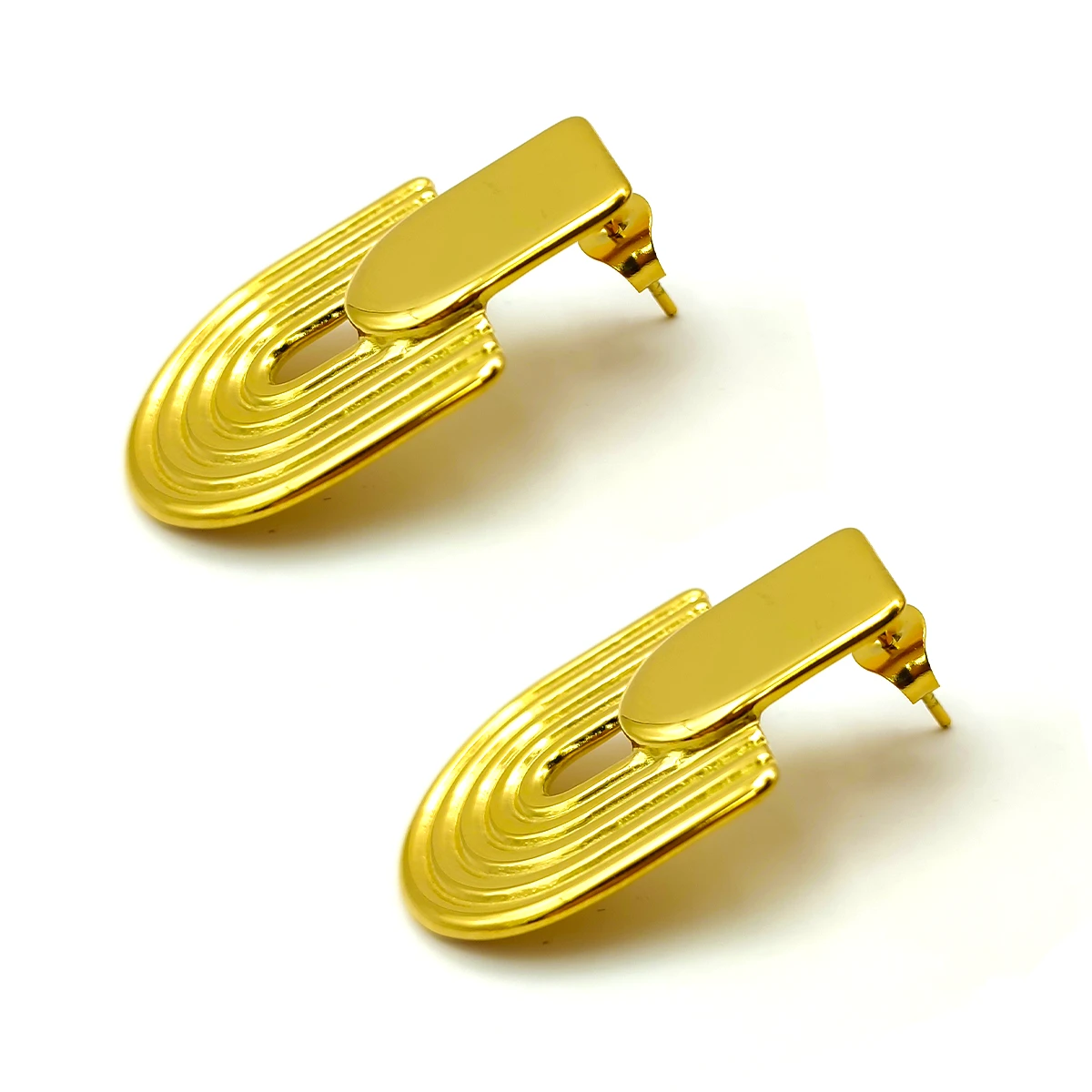 Aretes Acero Dorado Tipo Cupula Ondulado con Lineas 3