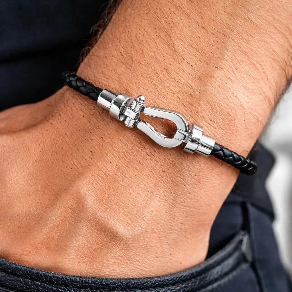 Pulsera Acero Piel Negra Trenzada Diseño Tipo Hebilla 6 Pulsera Acero Piel Negra Trenzada Diseño Tipo Hebilla - Image 4