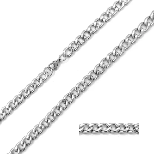 Cadena cubana plateada de acero inoxidable para hombre de 70 cm y 8 mm sobre fondo blanco