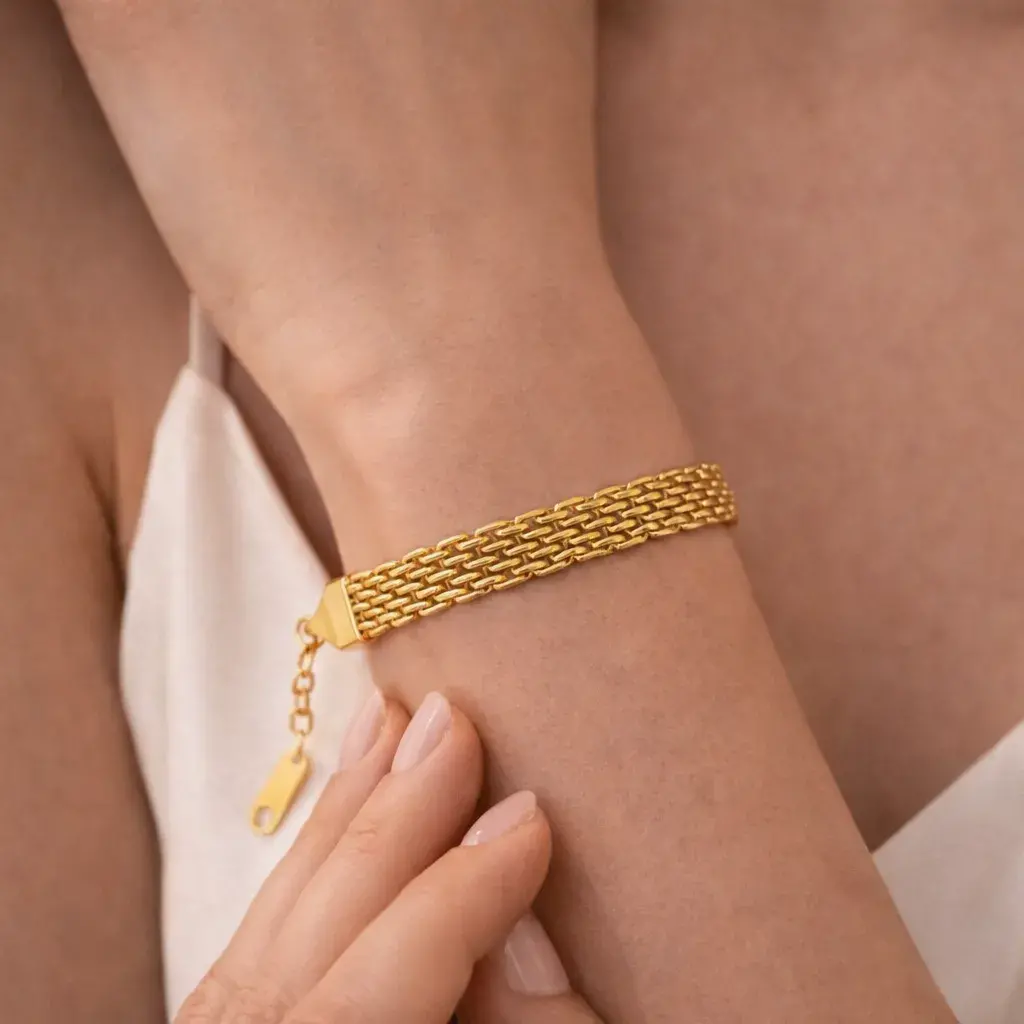 Pulsera Acero Dorado Multicadena Tipo Red Elegante 7 Pulsera Acero Dorado Multicadena Tipo Red Elegante - Image 5