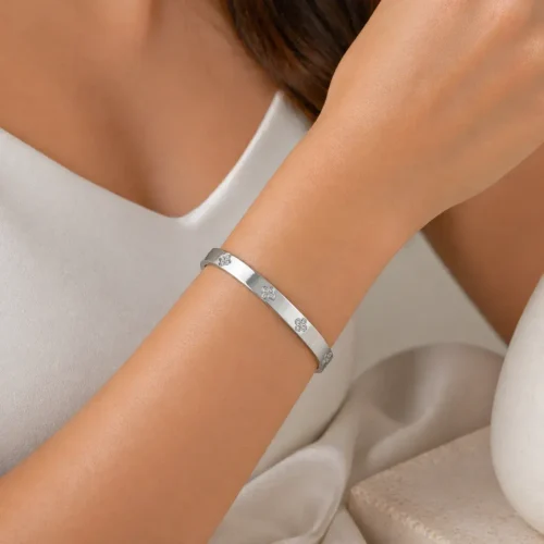 Pulsera Acero Plateado Brazalete Rigido Trébol Cristales (4)